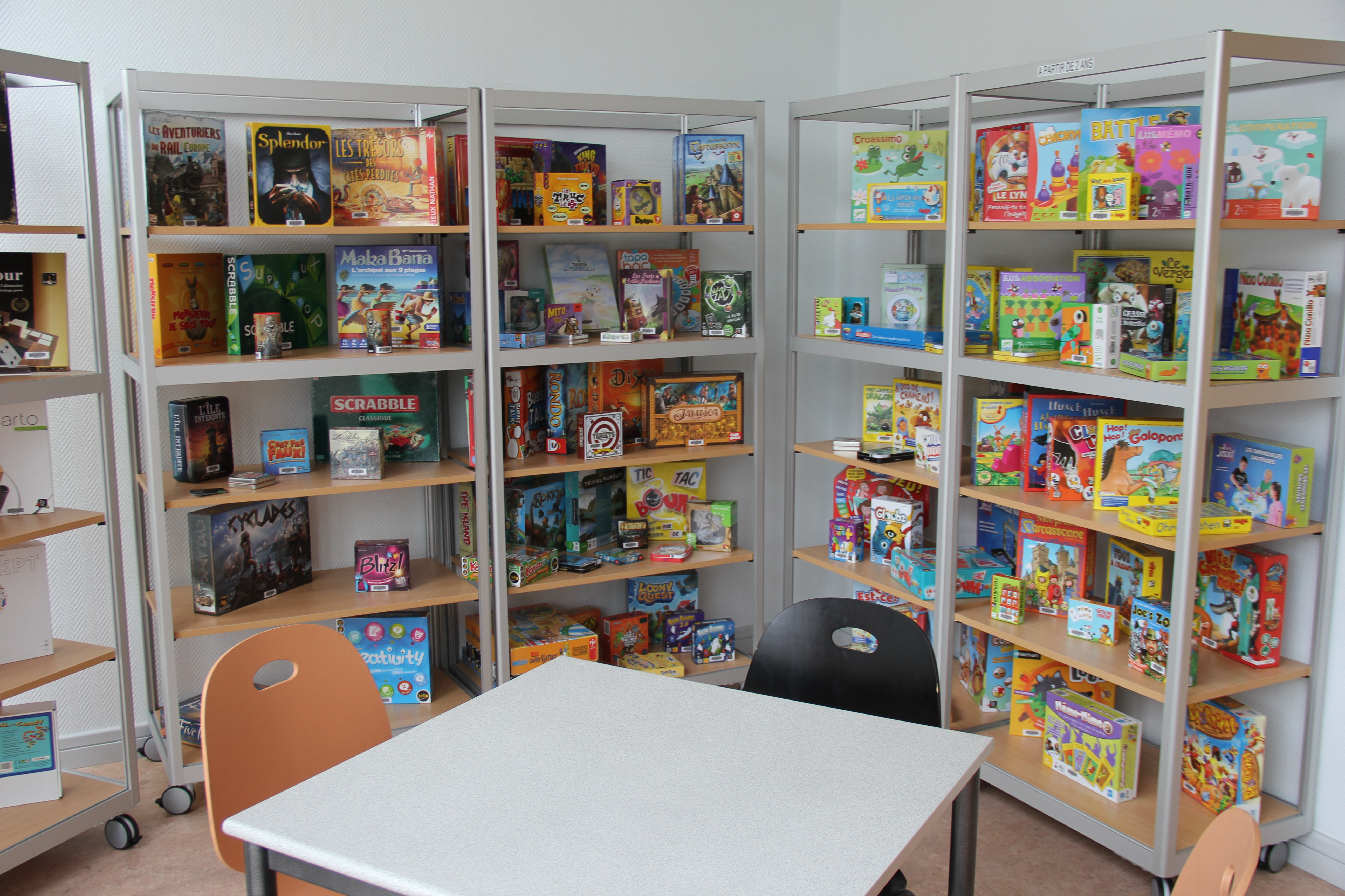 Espace jeux de la médiathèque de Merville